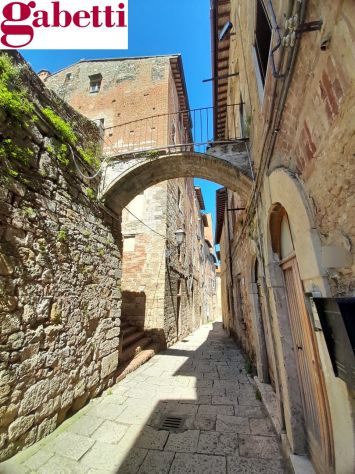 Rif. CL479 - Colle di Val d'Elsa – All'interno dell'antico borgo medievale