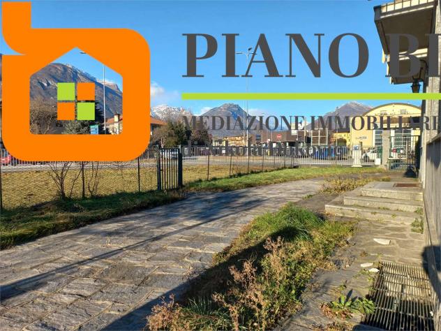 V000534 - CASA INDIPENDENTE, CON GIARDINO, GARAGE E MAGAZZINI - Foto 4