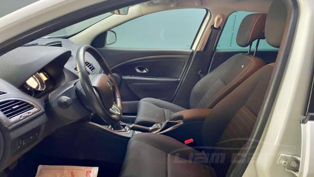Renault Megane SporTour 1.5 dci Limited s&s 110cv E6 - Foto 10