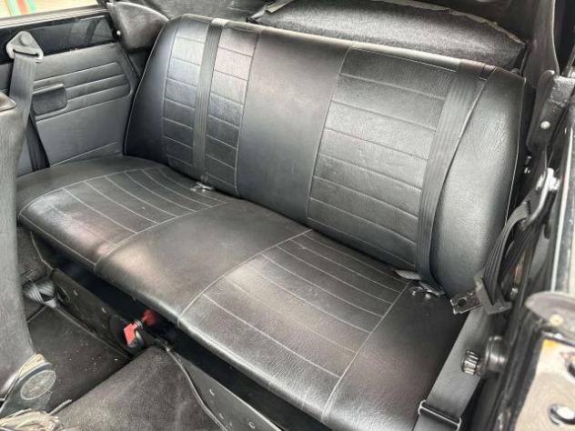 Volkswagen Maggiolino 1303 CABRIO, RESTAURATA COMPLETAMENTE! TARGA NERA! - Foto 4