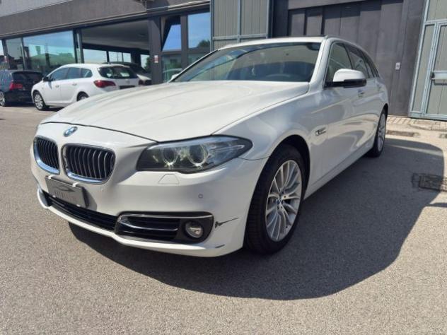 BMW 520 d Touring Luxury Solo per Commercianti rif. 23787067
