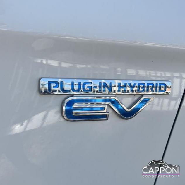 MITSUBISHI Outlander 2.4 MIVEC 4WD PHEV rif. 24112536 - Foto 9