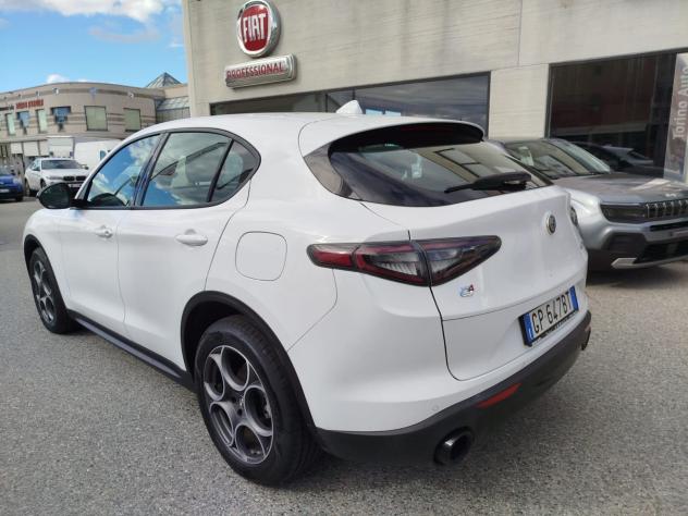Alfa Romeo Stelvio 2.2 Turbodiesel 210 CV AT8 Q4 Sprint - Foto 5