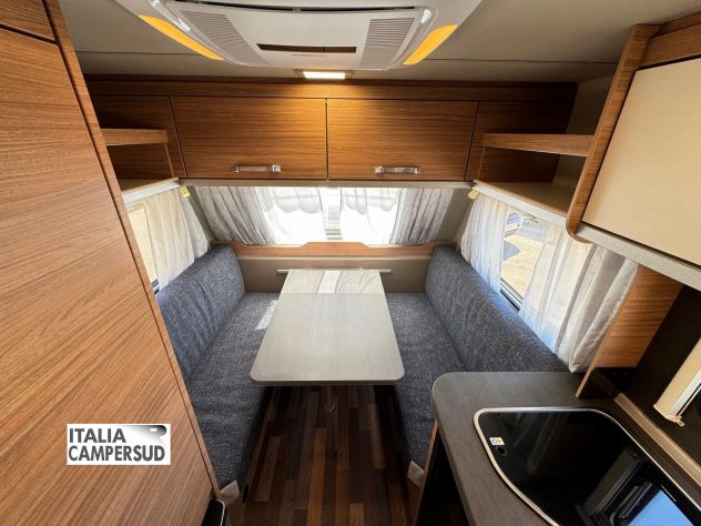 Caravan Weinsberg CaraOne 400 LK Con 4 Posti Letto Del 2023 - Foto 6