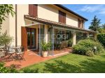 APPARTAMENTO AL PIANO TERRA CON GIARDINO PRIVATO E INGRESSO INDIPENDENTE