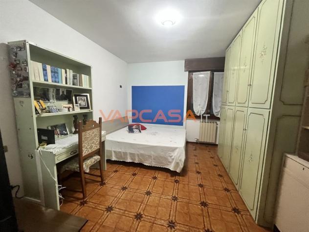 APPARTAMENTO IN PICCOLO CONTESTO, CON BOX E CANTINA - Foto 13