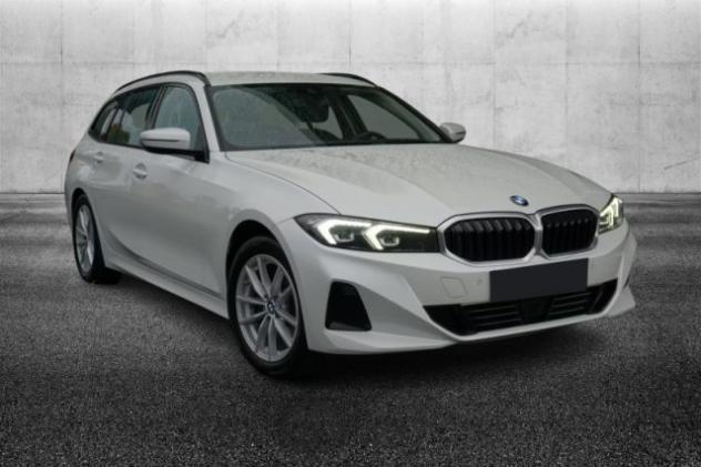 BMW 318 d 48V Touring rif. 22889709