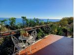 Alassio in zona panoramica villa bifamiliare