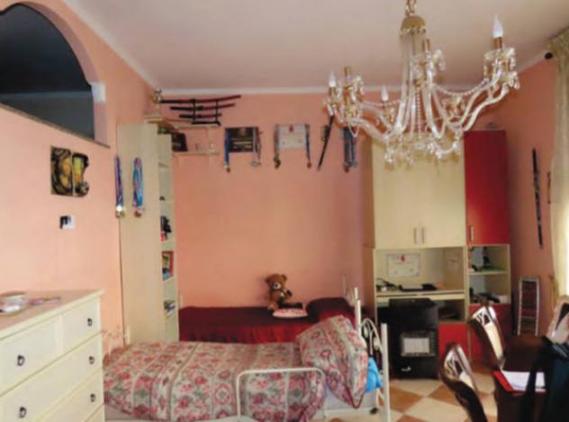 Immobile in asta di 109 m², box auto doppio in vendita a Cerignola