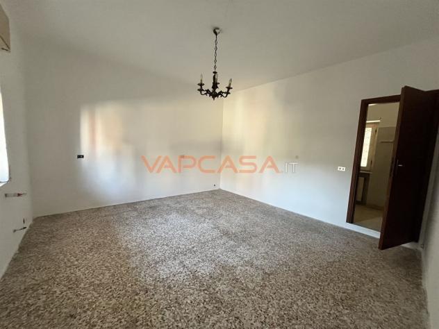 CASA INDIPENDENTE CON 2 APPARTAMENTI - Foto 13
