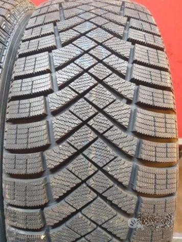 4 gomme 235 65 17 pirelli inv a4347 - Foto 4