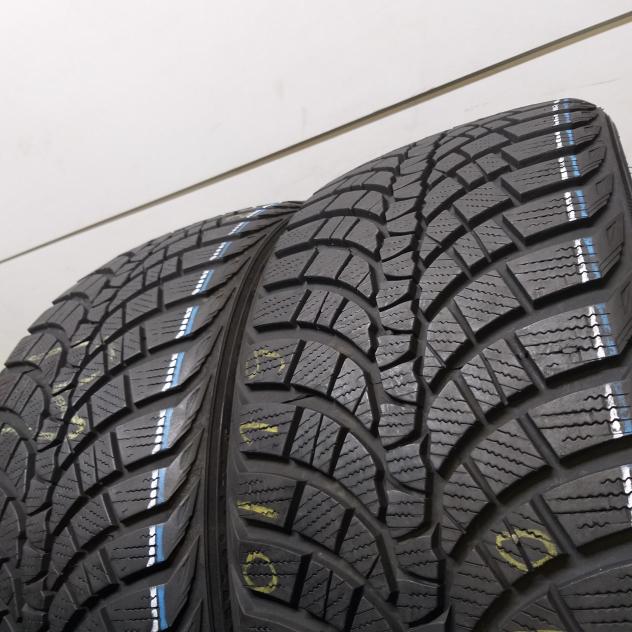 2 GOMME 235 40 19 KUMHO A61472 - Foto 4