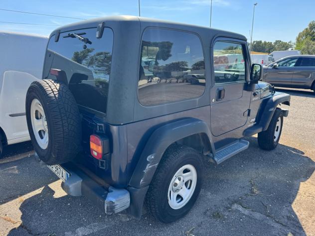 Jeep Wrangler Hard Top 2.4 Sport - Foto 6