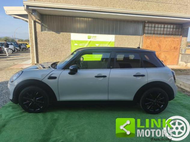 MINI Cooper D HYPE 1.5 116 CV rif. 24216627 - Foto 8