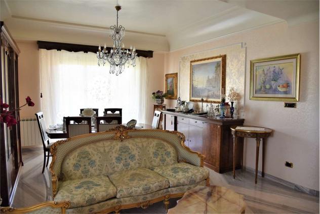 V003973 - VENDESI APPARTAMENTO SIGNORILE 180 MQ - Foto 6