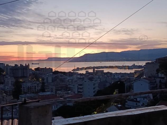APPARTAMENTO di 3 vani e di 61 mq (MESSINA) rif. 4VS17756