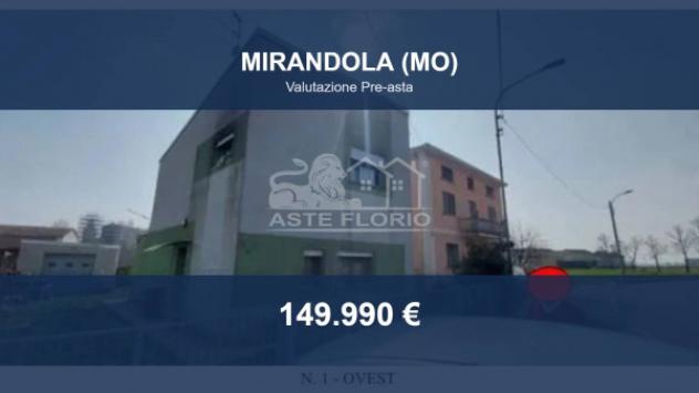 Immobile in asta di 115 m², box auto in vendita a Mirandola