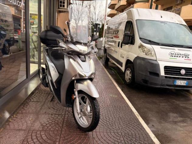 HONDA SH 150 PASSAGGIO E TAGLIANDO INCLUSO MINI RATE rif. 24230633 - Foto 8