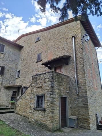 COLONICA di 14 vani e di 470 mq (AREZZO) rif. BU1 - Foto 6