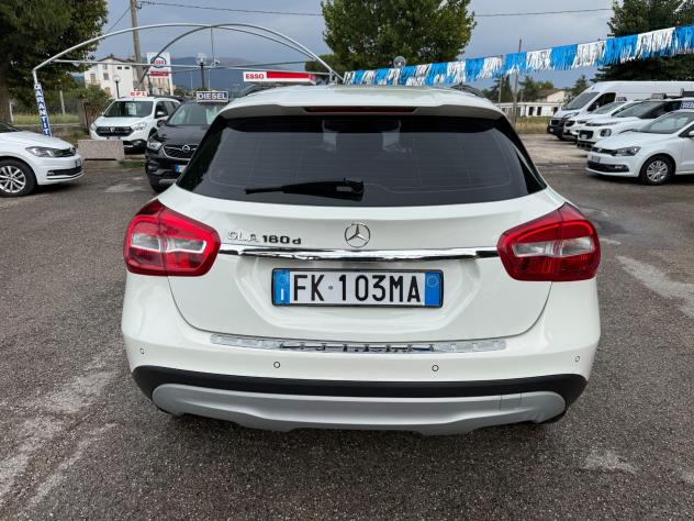 " DA VETRINA " Mercedes-benz GLA 180 d Business - Foto 3