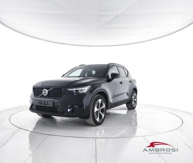 VOLVO XC40 B3 Mild hybrid Benzina Plus Dark rif. 23734834