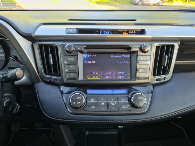 Toyota RAV 4 RAV4 2.0 D-4D 2WD CV-124 E5B Manuale NEO 2013 - Foto 10