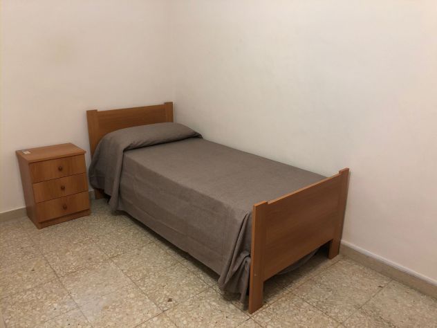 AFFITTASI STANZE STUDENTI UNIVERSITARI - Foto 2