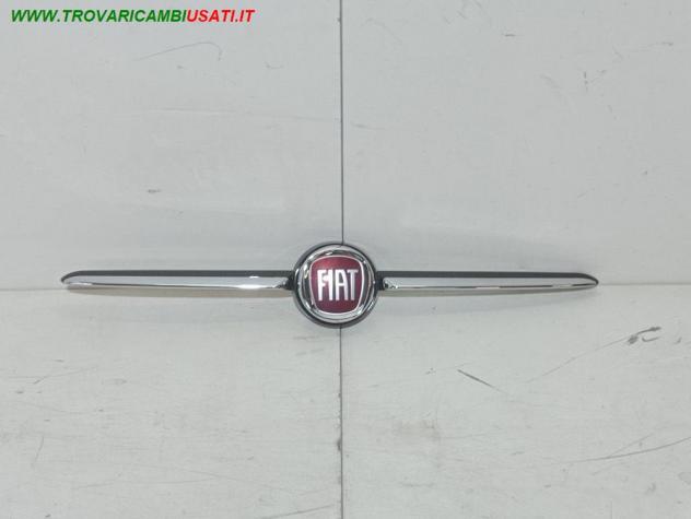 MODANATURA PARAURTI ANT. CON STEMMA FIAT 500 / 500 C (312-4S) 735642281 Carrozzeria Lamierati esterni Paraurti Modanatura par FIAT - NUOVA 500 / 50