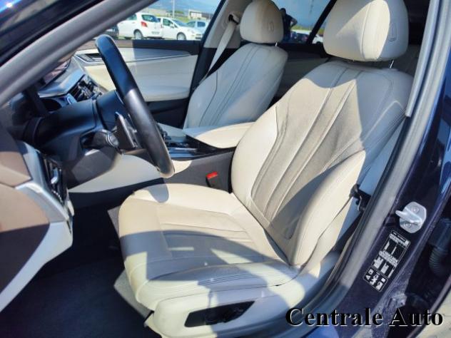 BMW 520 d xDrive Touring Luxury rif. 23786325 - Foto 10