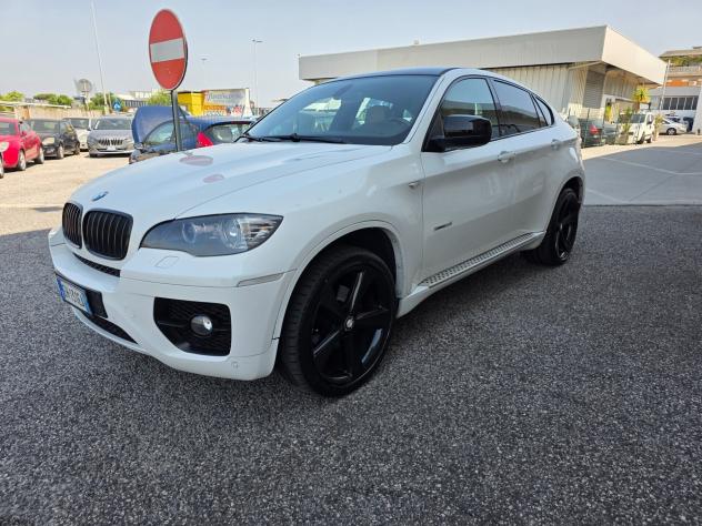 Bmw X6 xDrive30d Futura- SCHERMO GRANDE - PEDANE - ALLESTIMENTO M