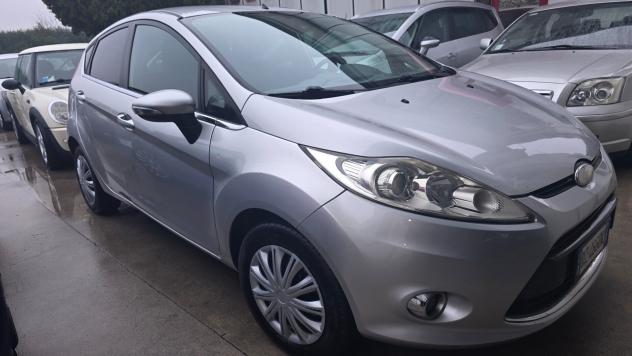 Ford Fiesta 1.4 TDI ottimo per nuovi patentati - Foto 2