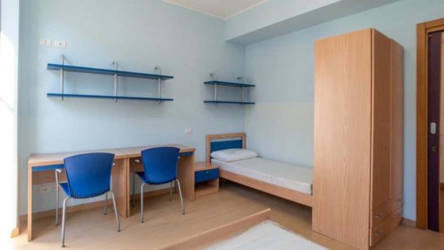 Bed in Shared bedroom - Via Barrili (MALE Students only) - Apt. with one single bedroom + one shared bedroom - Foto 4