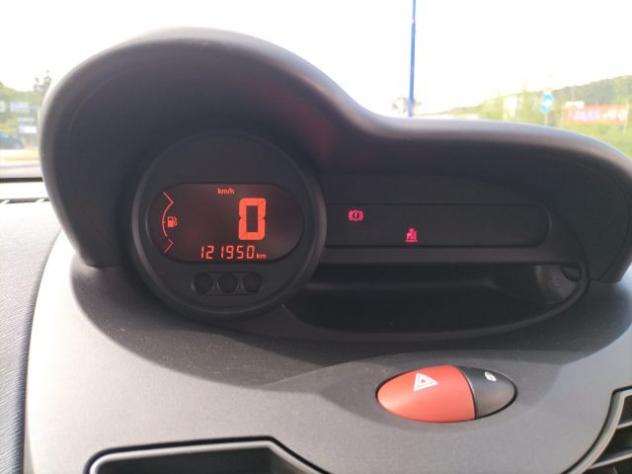 RENAULT Twingo 1.2 16V Sport & Sound rif. 23935871 - Foto 8