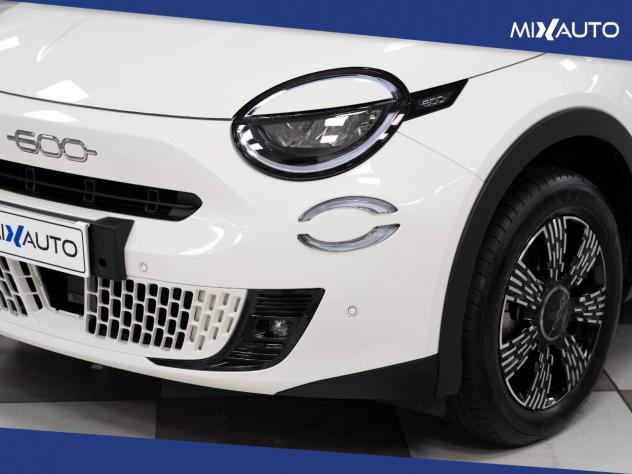 Fiat 600 1.2 Hybrid Pop 145CV Auto - Foto 9