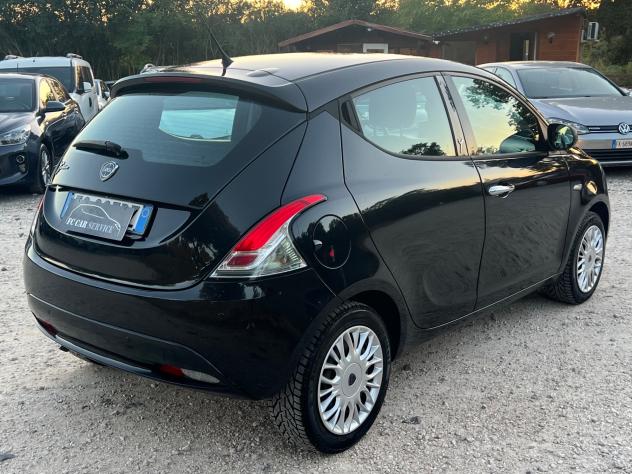 Lancia Ypsilon 1.2 69 CV 5 porte Silver - Foto 8