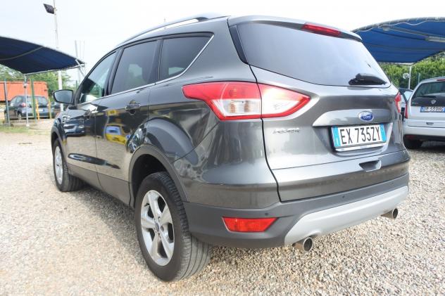 Ford Kuga 2.0 TDCI 115 CV 2WD Business 2015 - Foto 6