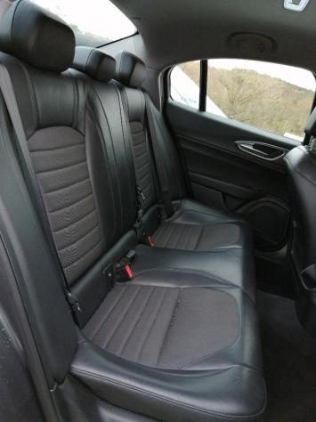 Alfa Romeo Giulia 2.2 Turbodiesel 150 CV Super - Foto 10
