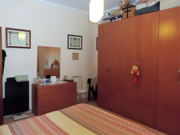 Bagnoregio - Vendesi appartamento ristrutturato con balconi e garage vicino a tutti i servizi. - Foto 9