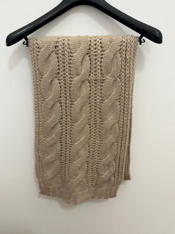 Sciarpa - Beige - Lavorazione in Maglia - a Trecce