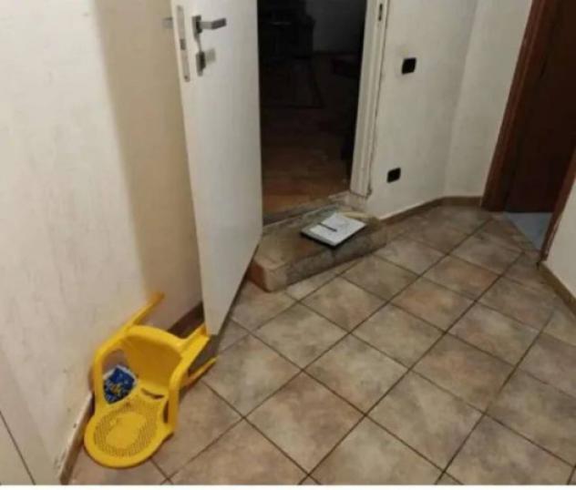 Immobile in asta di 37 m², box auto in vendita a Gorla Maggiore - Foto 7
