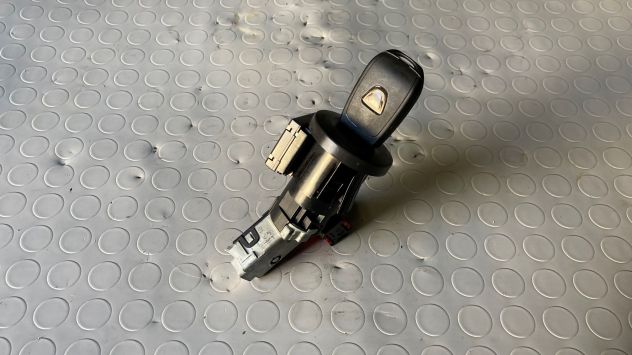 Blocchetto accensione Dacia Sandero del 2018 (487003947R) - Foto 2