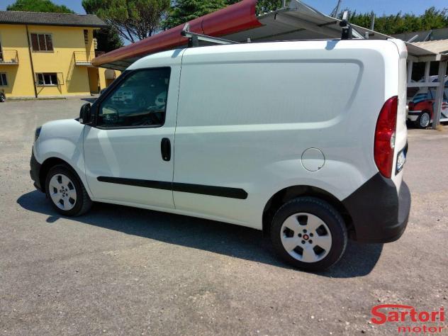 FIAT - Doblò - 1.6 MJT 120 CV Easy - Foto 4