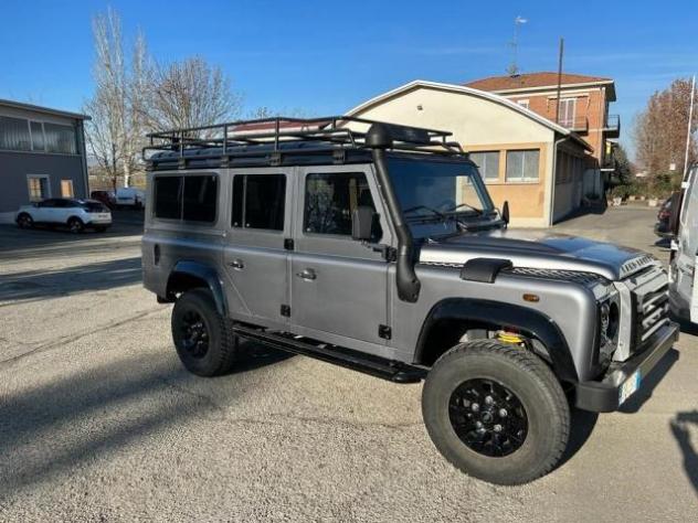 LAND ROVER - Defender - 110 2.5 Td5 S.W. SE - Foto 8