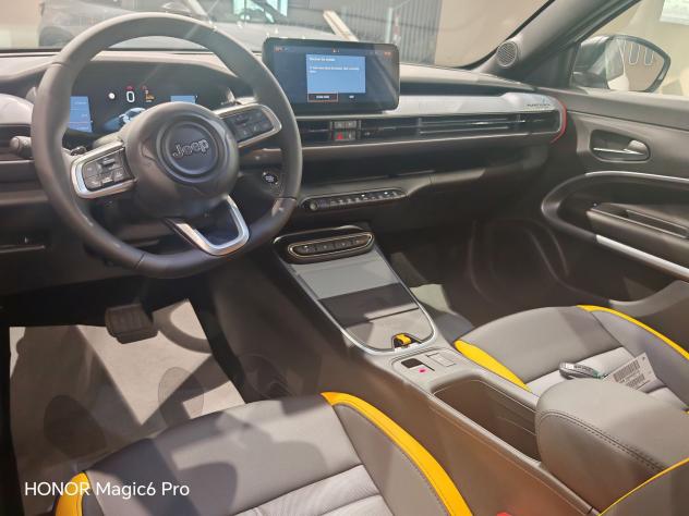 Jeep Avenger 4xe Hybrid 1.2 MHEV 4xe The North Face - Foto 10