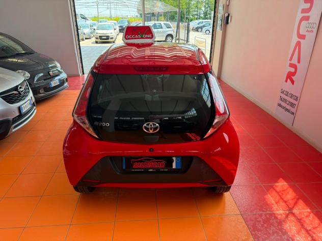 Toyota Aygo 1.0 VVT-i 72 CV 5 porte x-cool - Foto 6