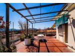 Attico / Mansarda di 136 m² con 4 locali in vendita a Bologna