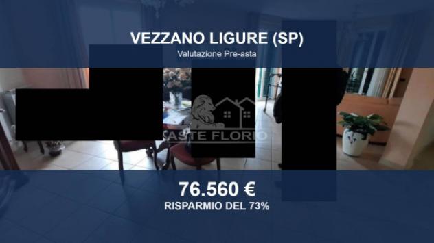 Immobile in asta di 195 m² con più di 5 locali e box auto in vendita a Vezzano Ligure
