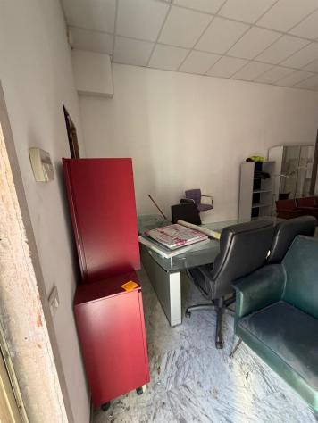 Alessandrino - Via Luca Ghini negozio su due livelli - Foto 7