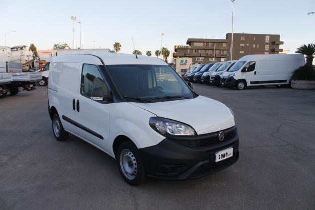 Fiat Doblo Dobl1.6 MJT 90CV S&S PC-TN Cargo - Foto 2