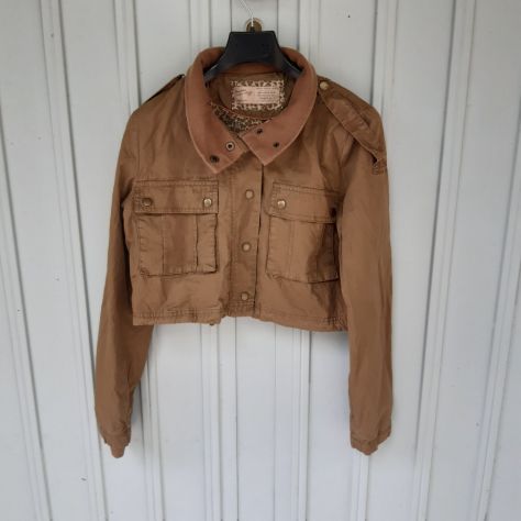 Giacca in cotone e poliestere marca Bershka - Foto 5